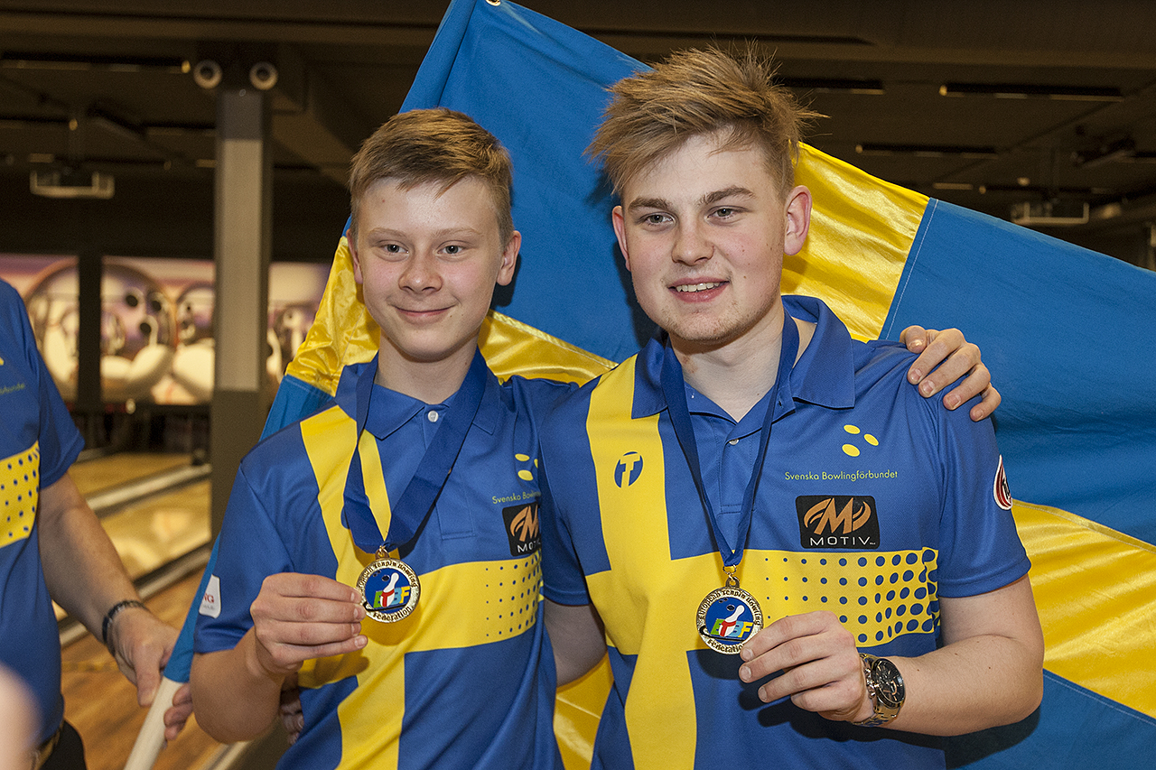 William Svensson og Robert Lindberg frá Svíþjóð sigruðu í tvímenningi á EYC2016